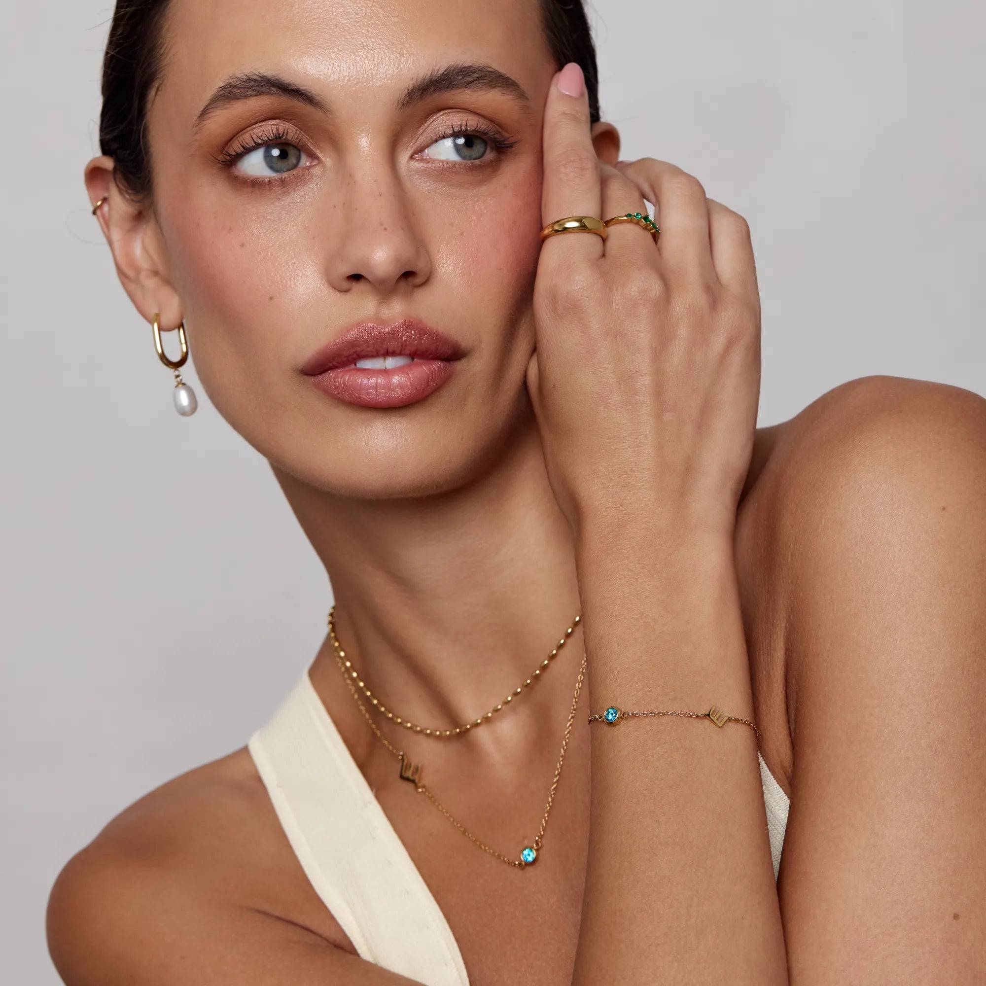 Side-Set Initial Birthstone Bracelet