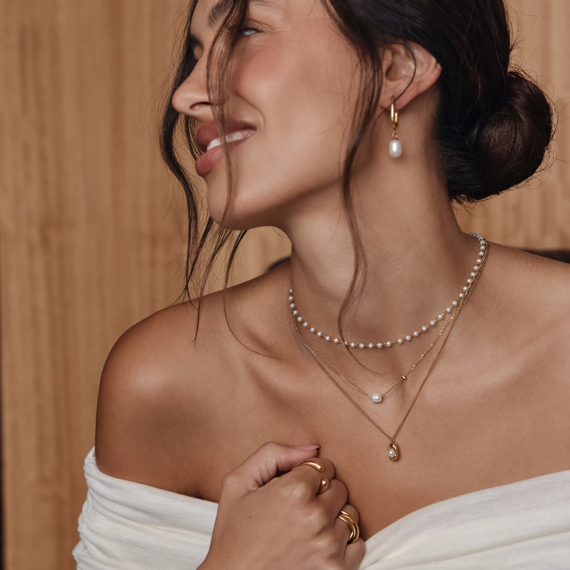 Luna Pearl Drop Necklace