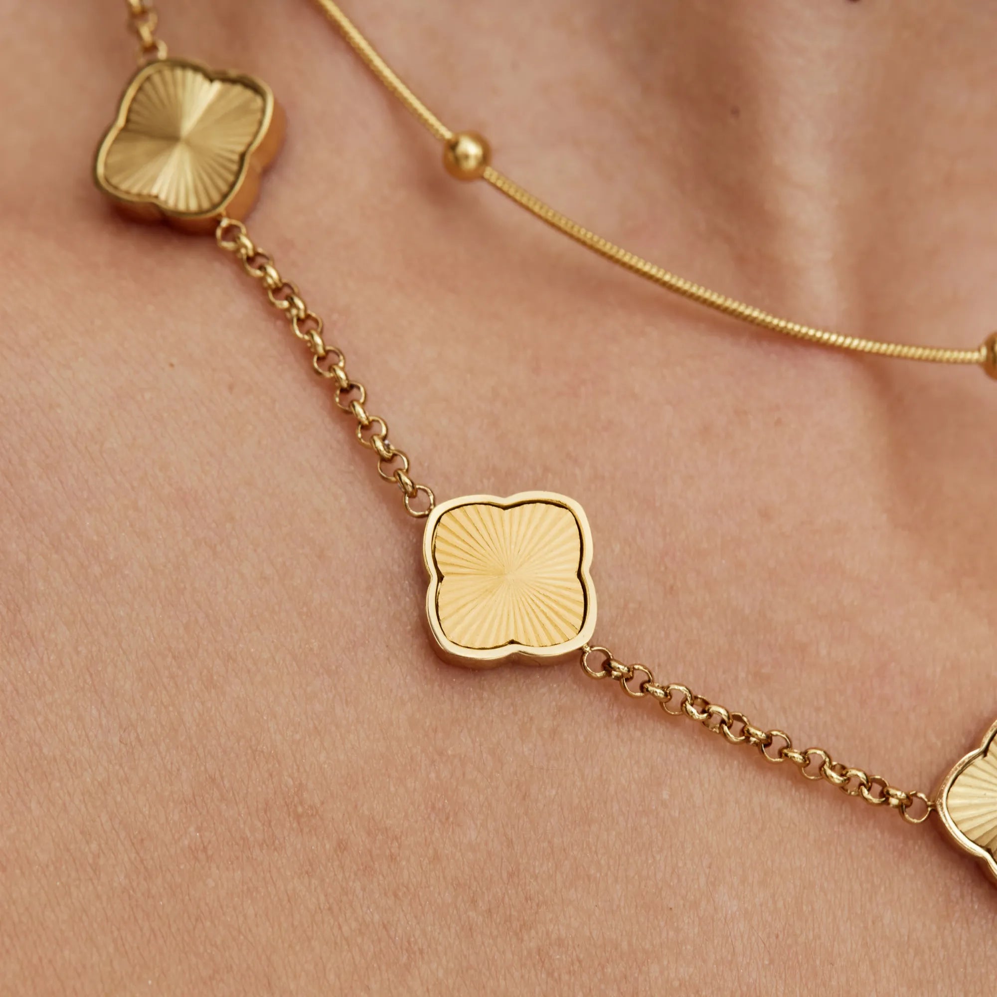 Clover Link Necklace