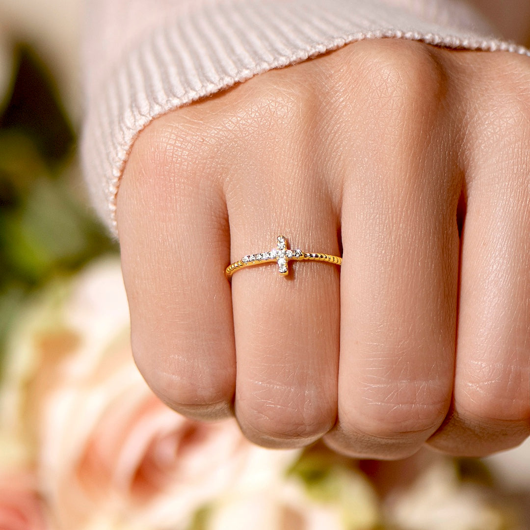 CROSS BEADED RING