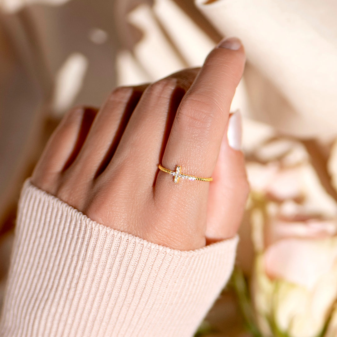 CROSS BEADED RING