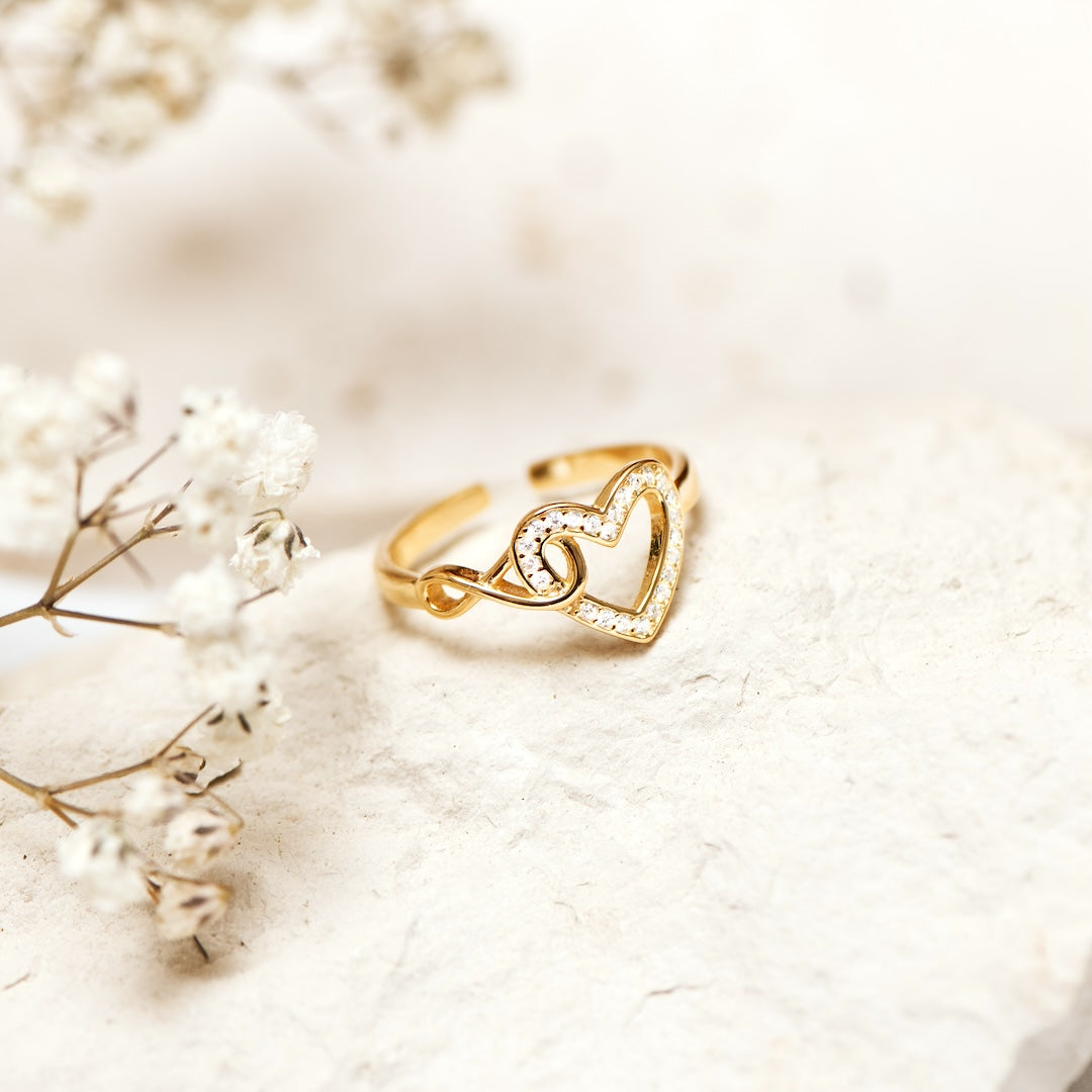 INFINITY HEART RING