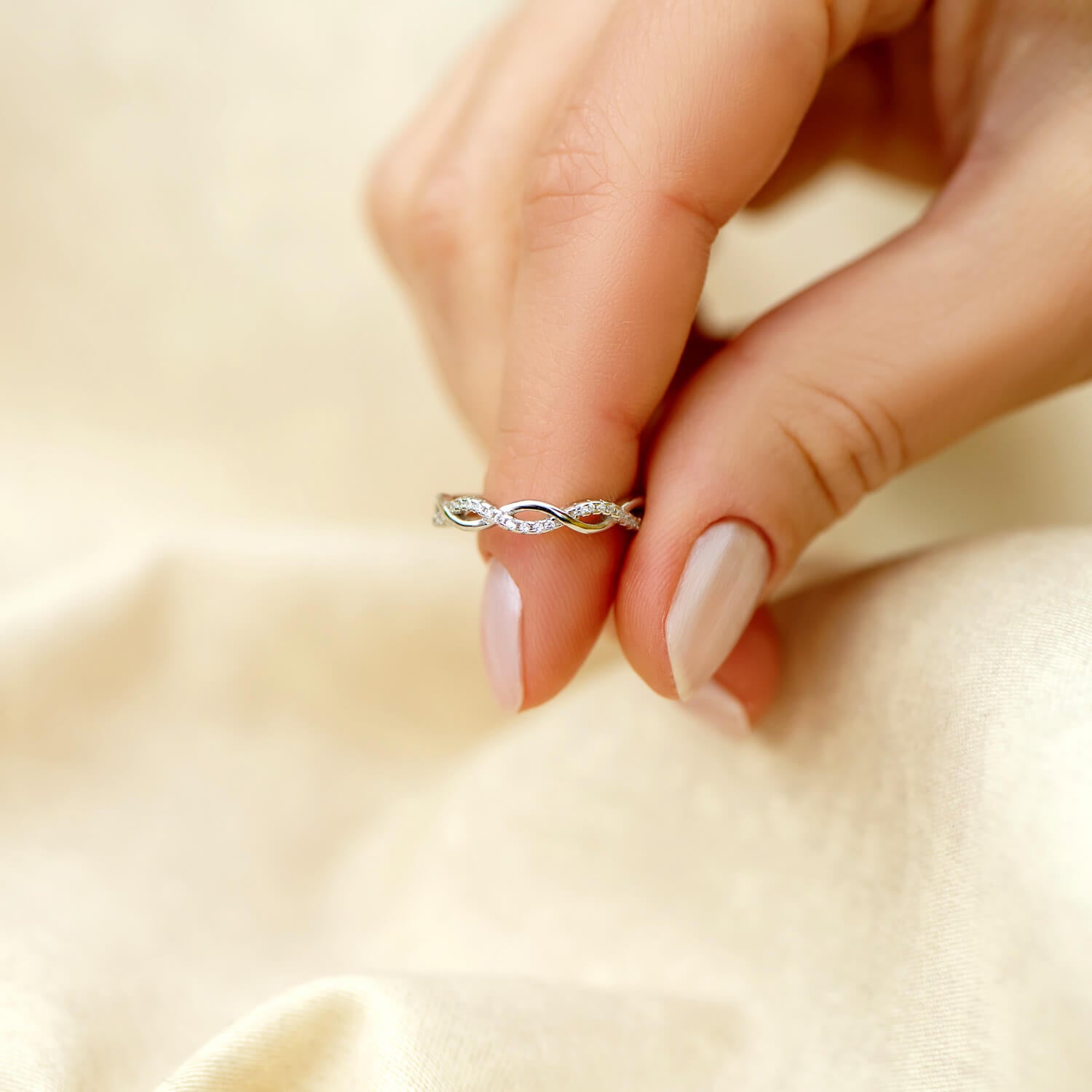 To My Daughter - Highs and Lows Twist Ring