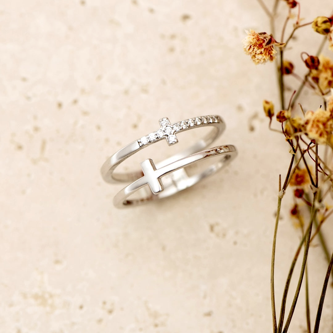 Double Cross Ring