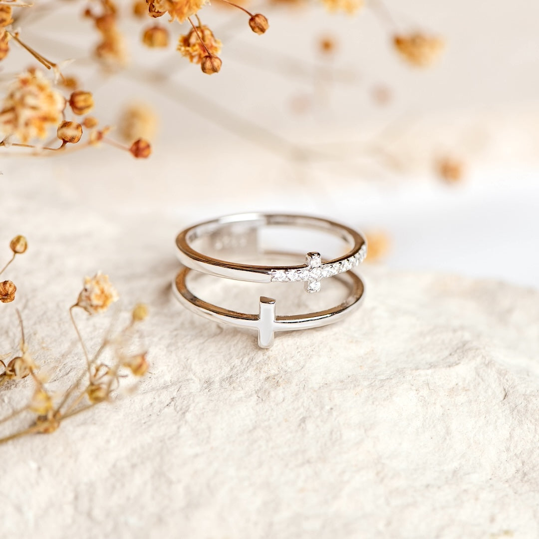Double Cross Ring