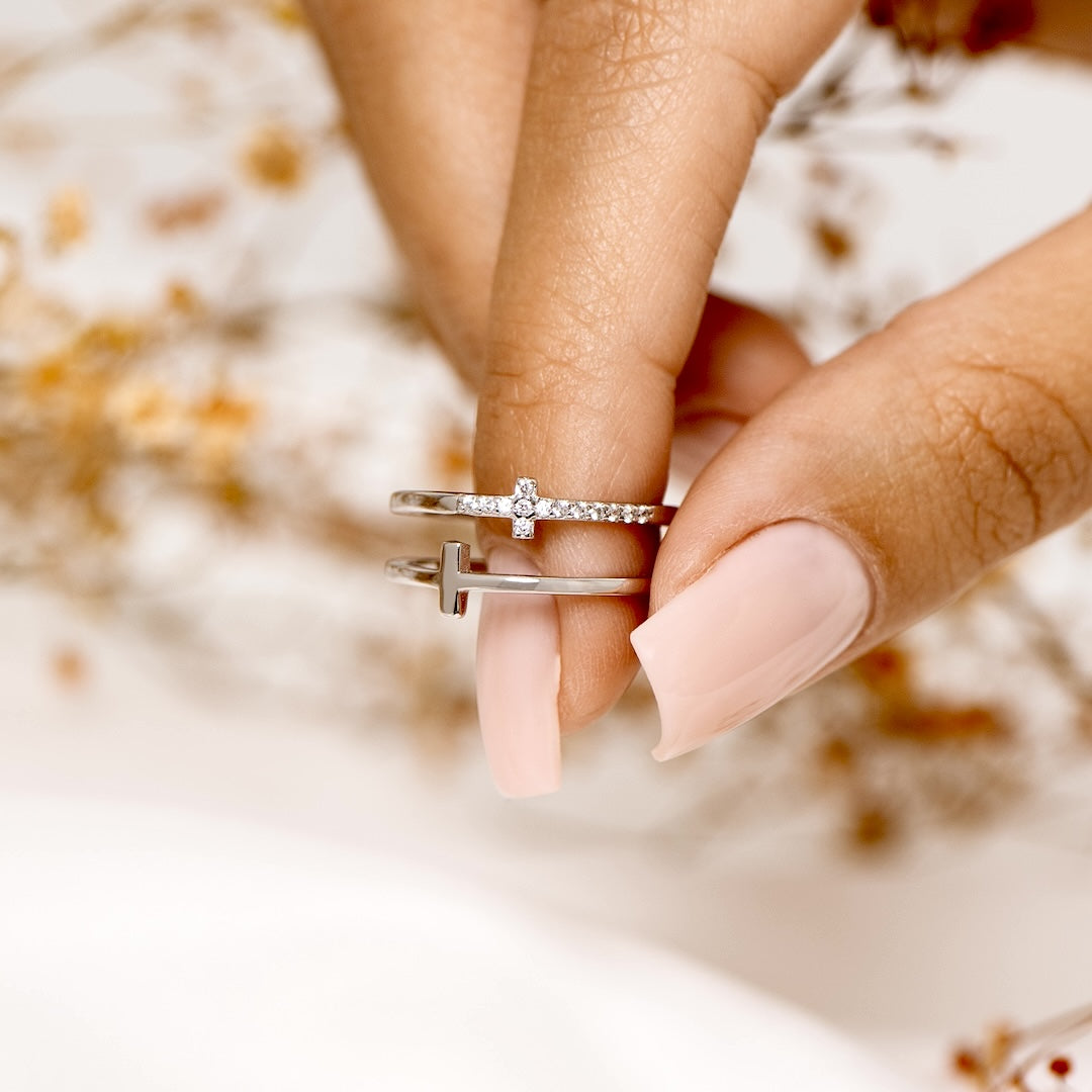 Double Cross Ring