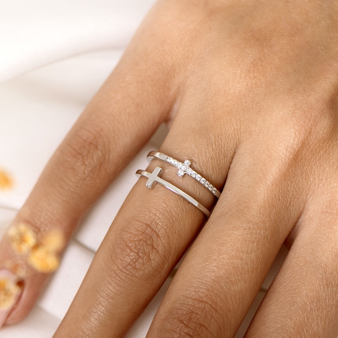 Double Cross Ring