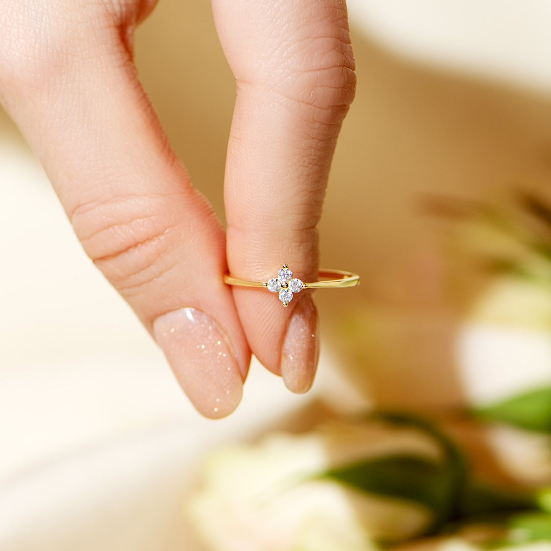 Clover Ring