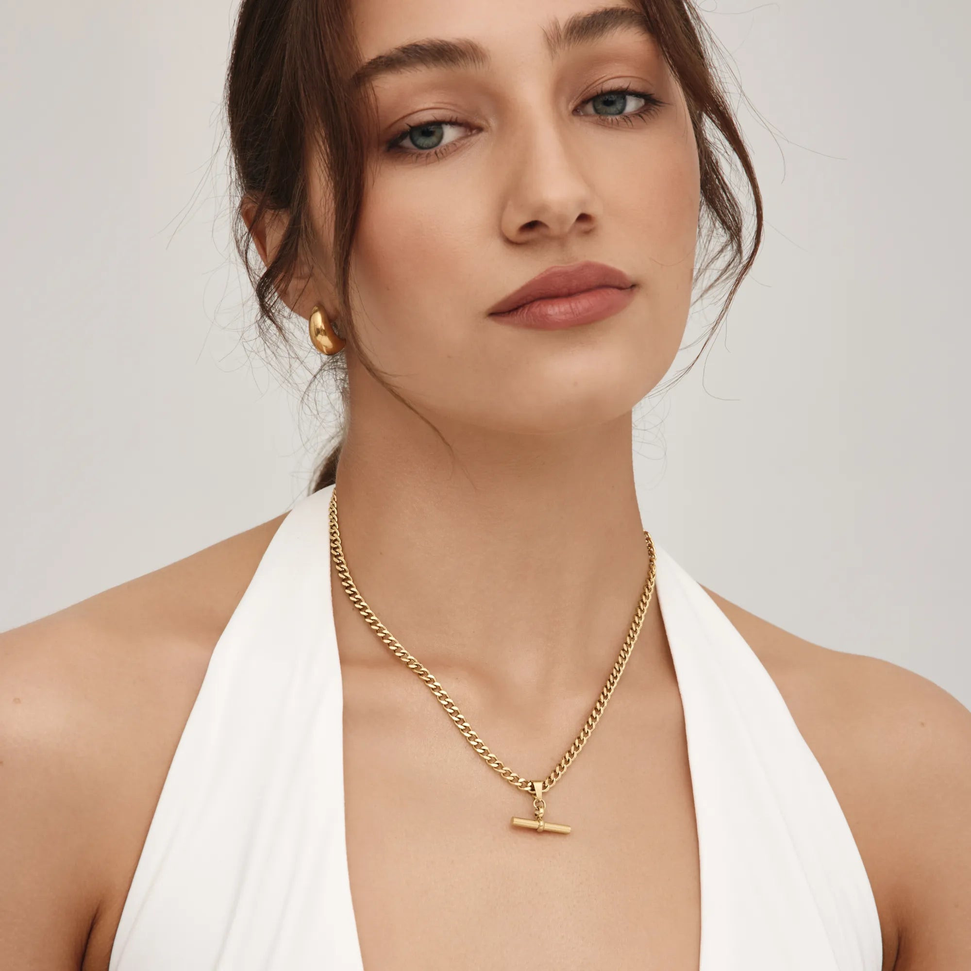 Balance Curb T-Bar Necklace