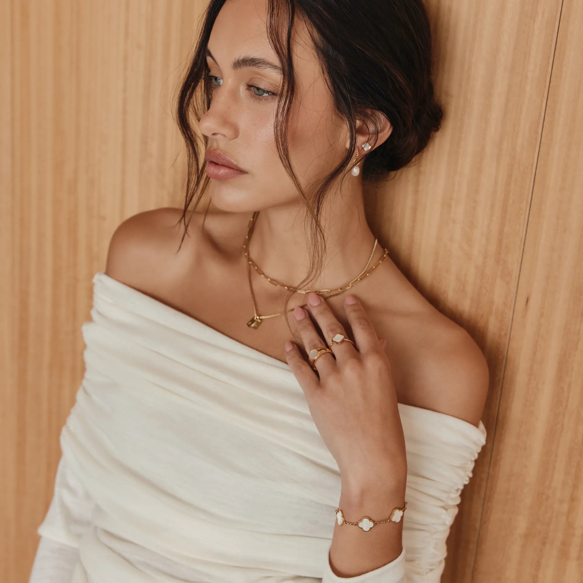 Mother Of Pearl Clover Bracelet