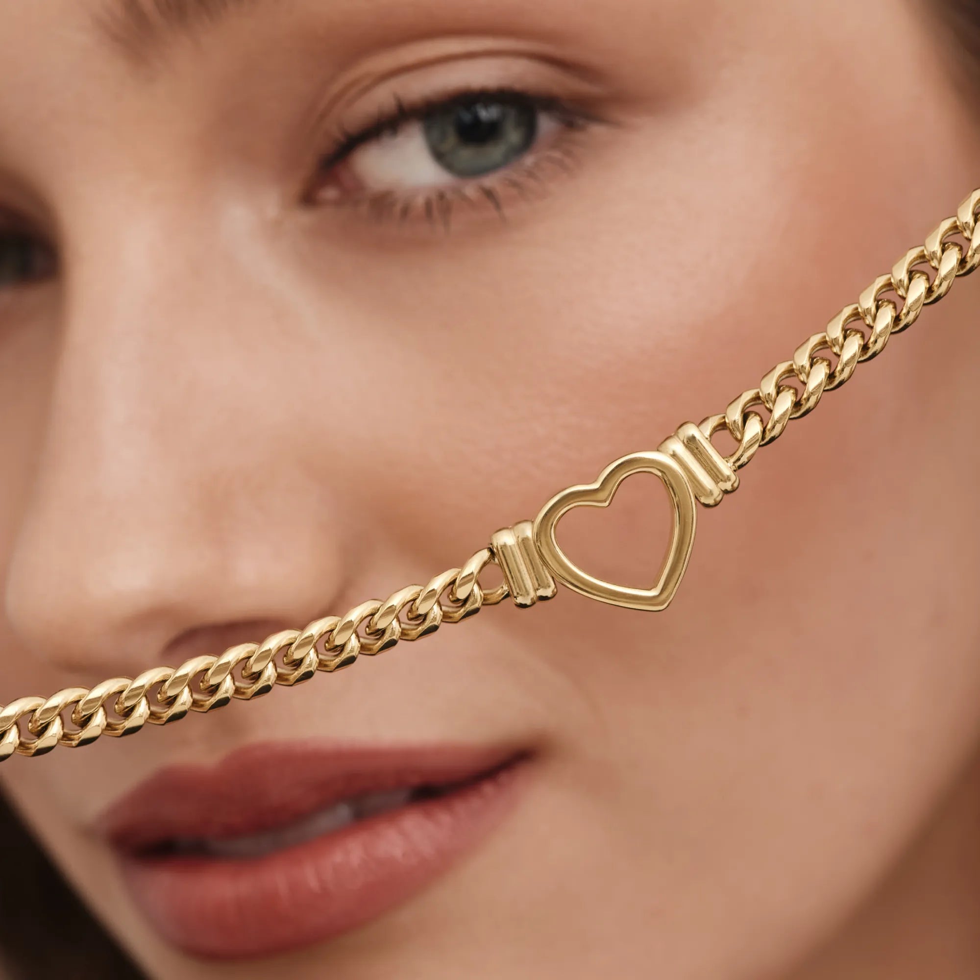 Olivia Heart Chain