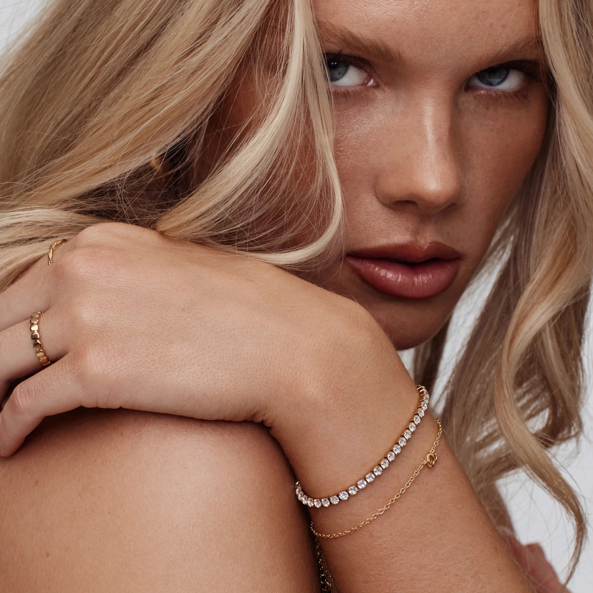 Dainty Cursive Initial Bracelet