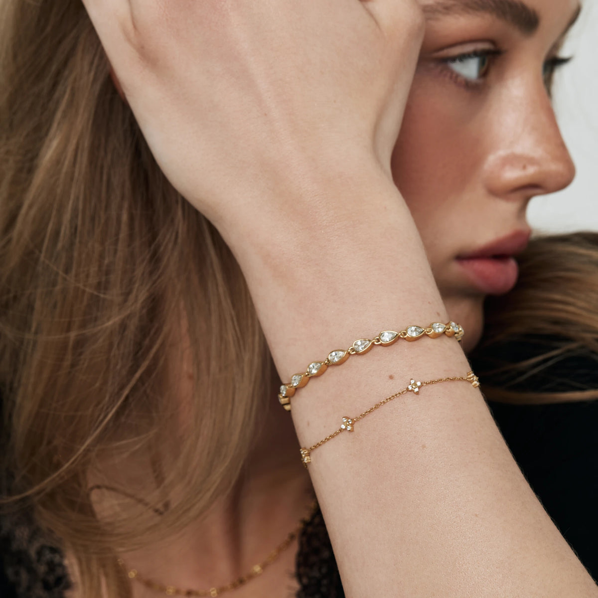 Teardrop Tennis Bracelet in gold