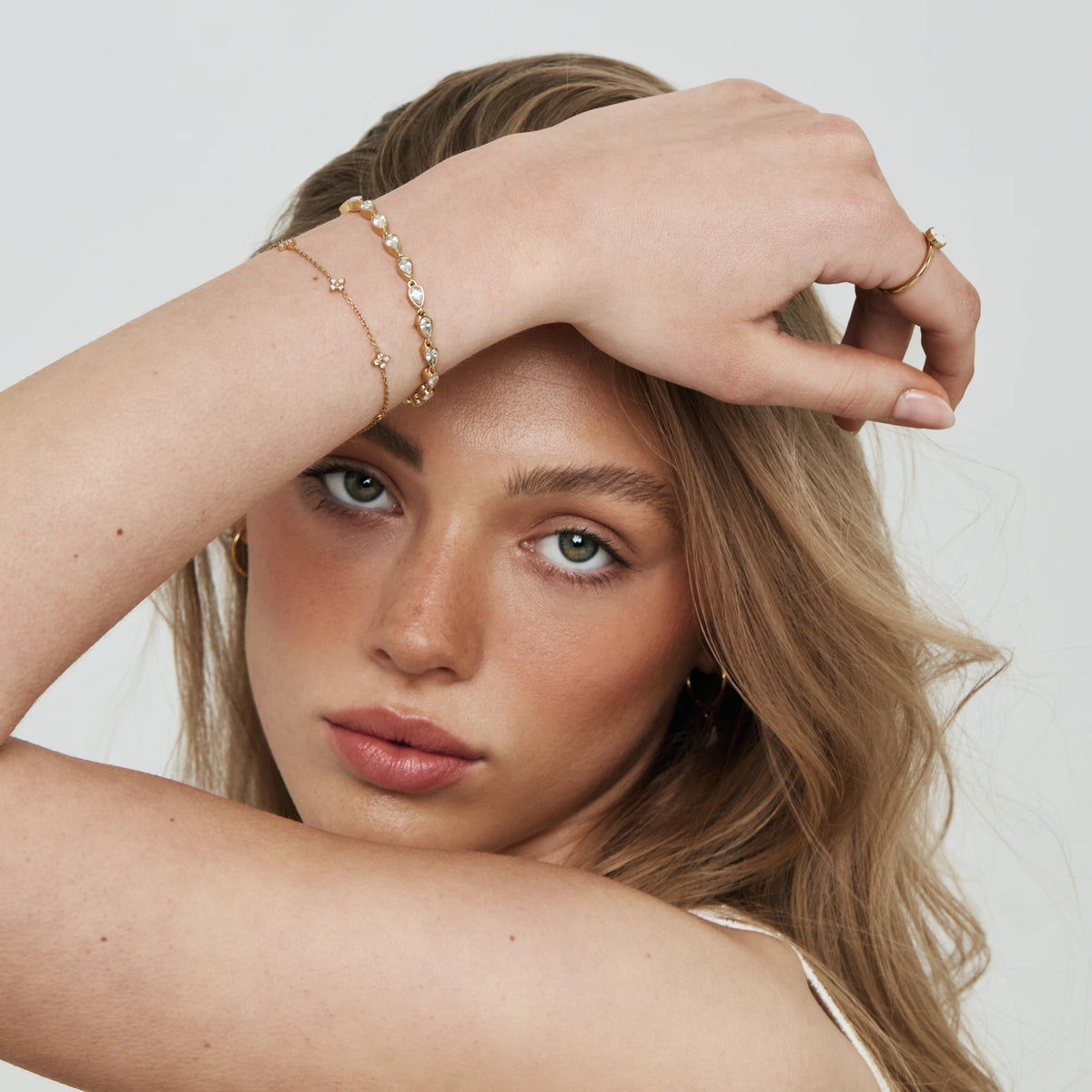 Teardrop Tennis Bracelet in gold