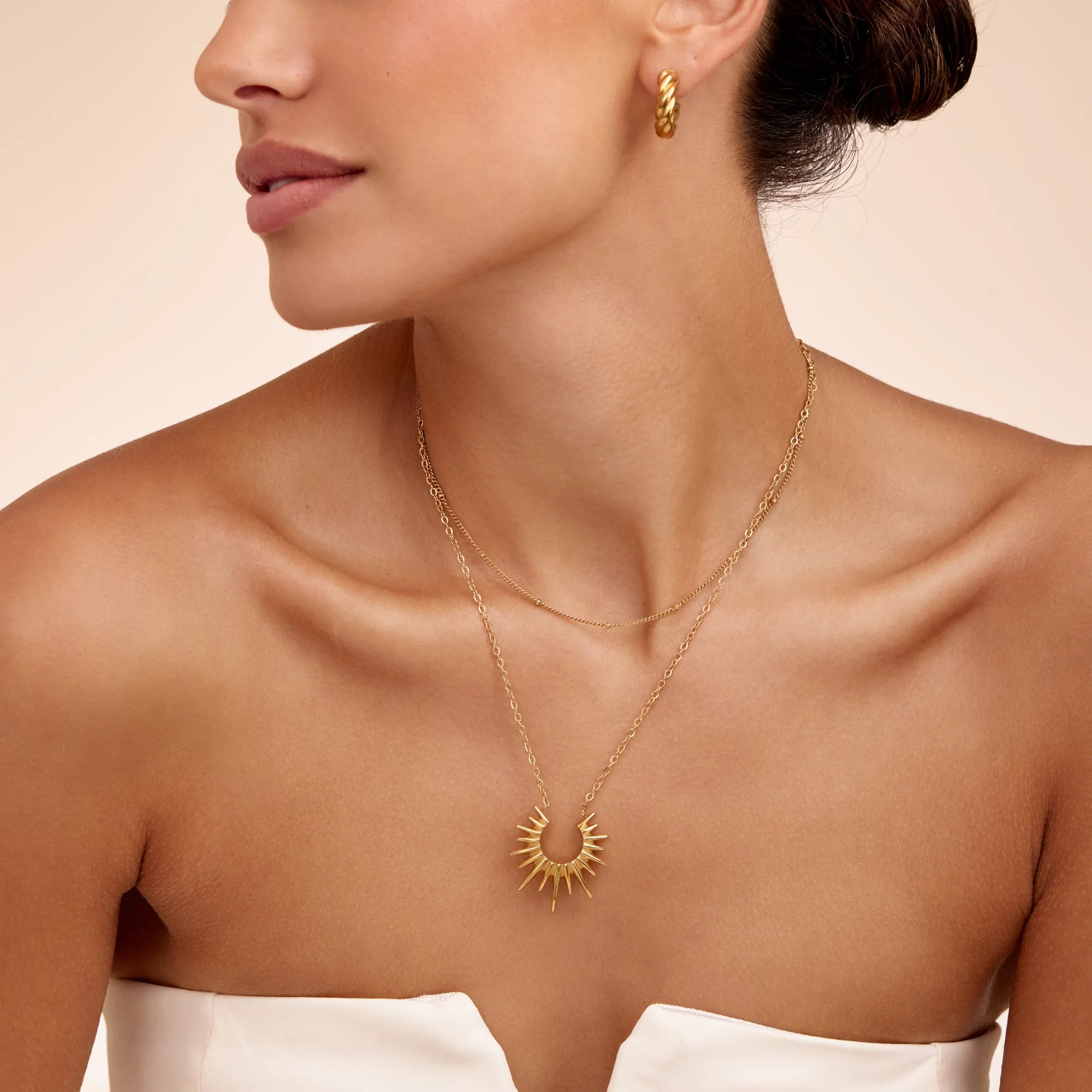 Helia Sunburst Necklace