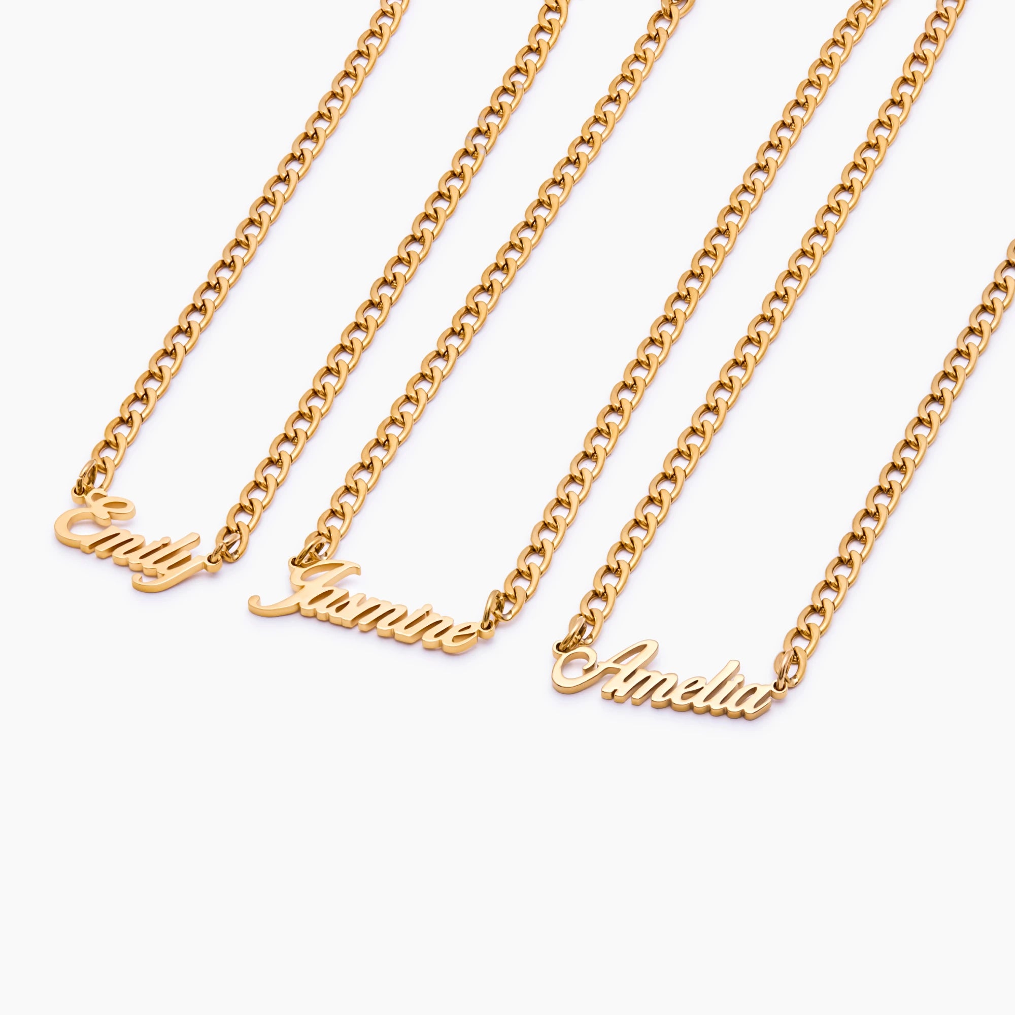 Bold Curb Name Necklace